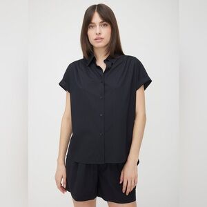 Kit & Ace Navy Buttondown short sleeve, size xs (fits up to Med)